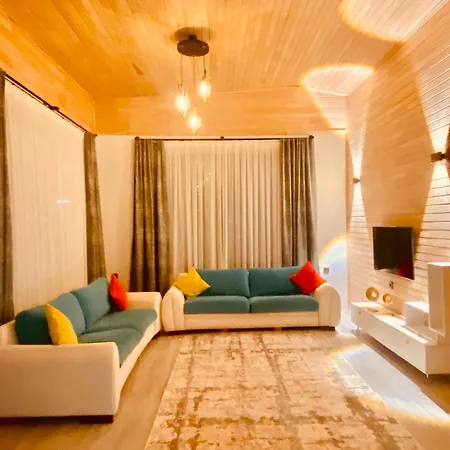 Kara Kedi Villa's فيلة كمر