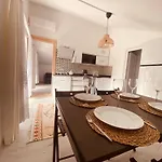 Kara Kedi Villa's *