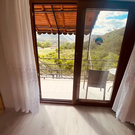 Kara Kedi Villa's Villa *